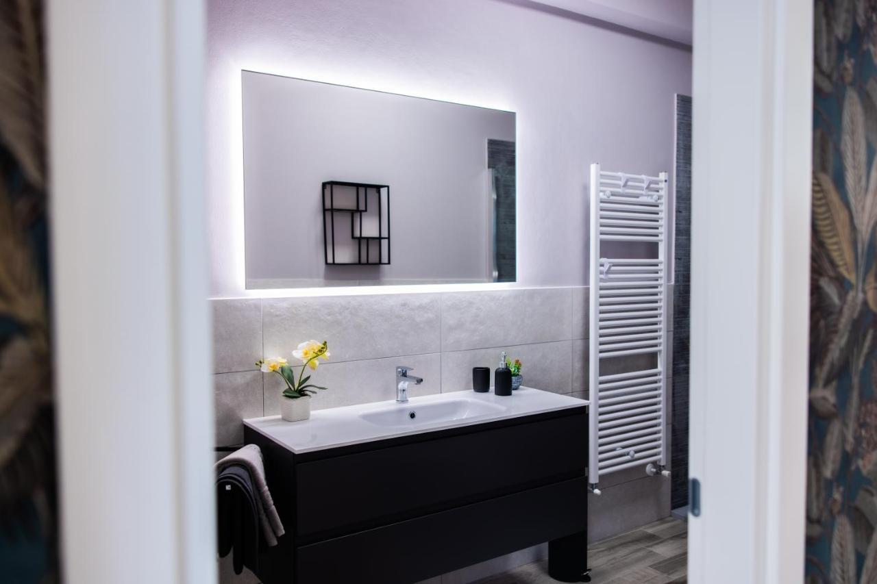 Ferienwohnung H11 Luxury Sanremo Centro - Elegante - Casino Exterior foto