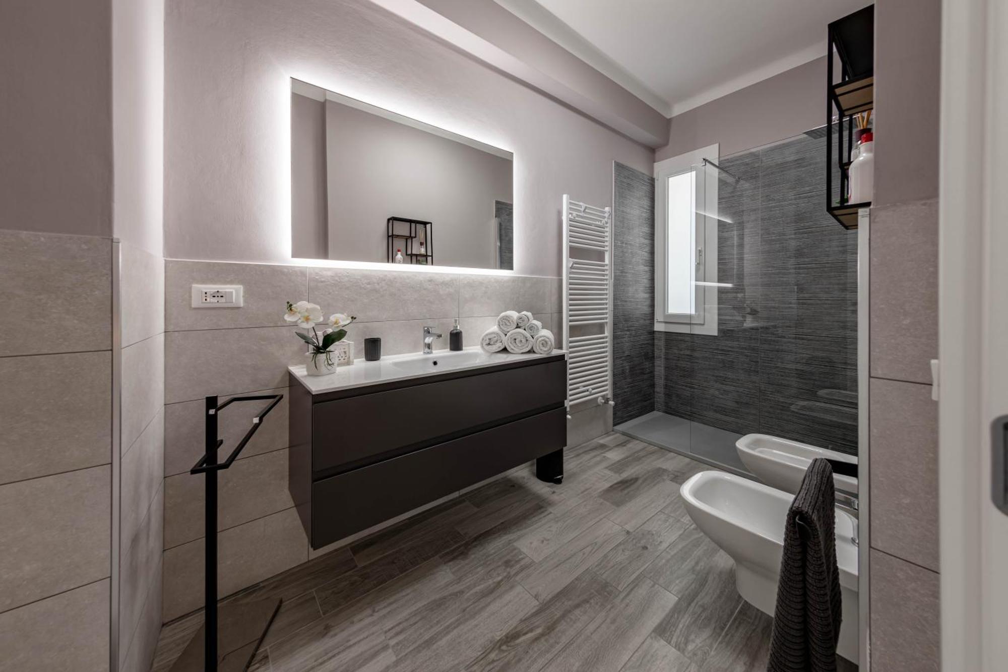 Ferienwohnung H11 Luxury Sanremo Centro - Elegante - Casino Exterior foto